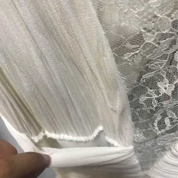 Pronovias Rimor Wedding Dress - Picture 10 of 10